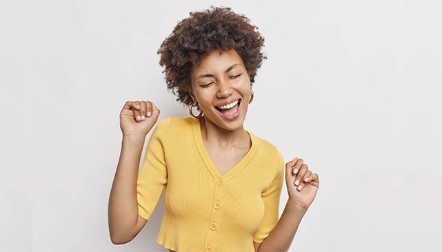 Imagem de jovem feliz - A maior plataforma de TV online